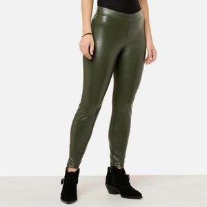 Side slit leatherette leggings
